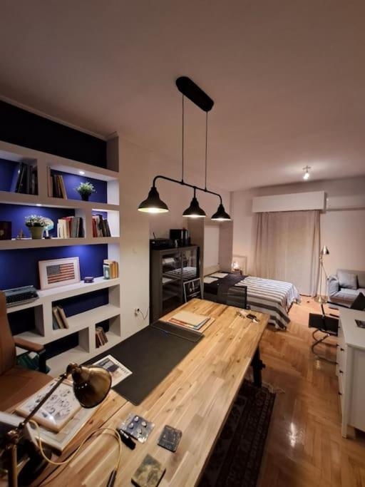 Chic Comfort: Where Cozy Meets Professional Αθήνα Εξωτερικό φωτογραφία